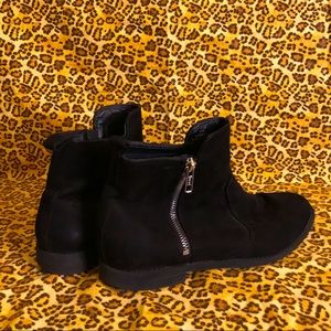 Cute zip booties